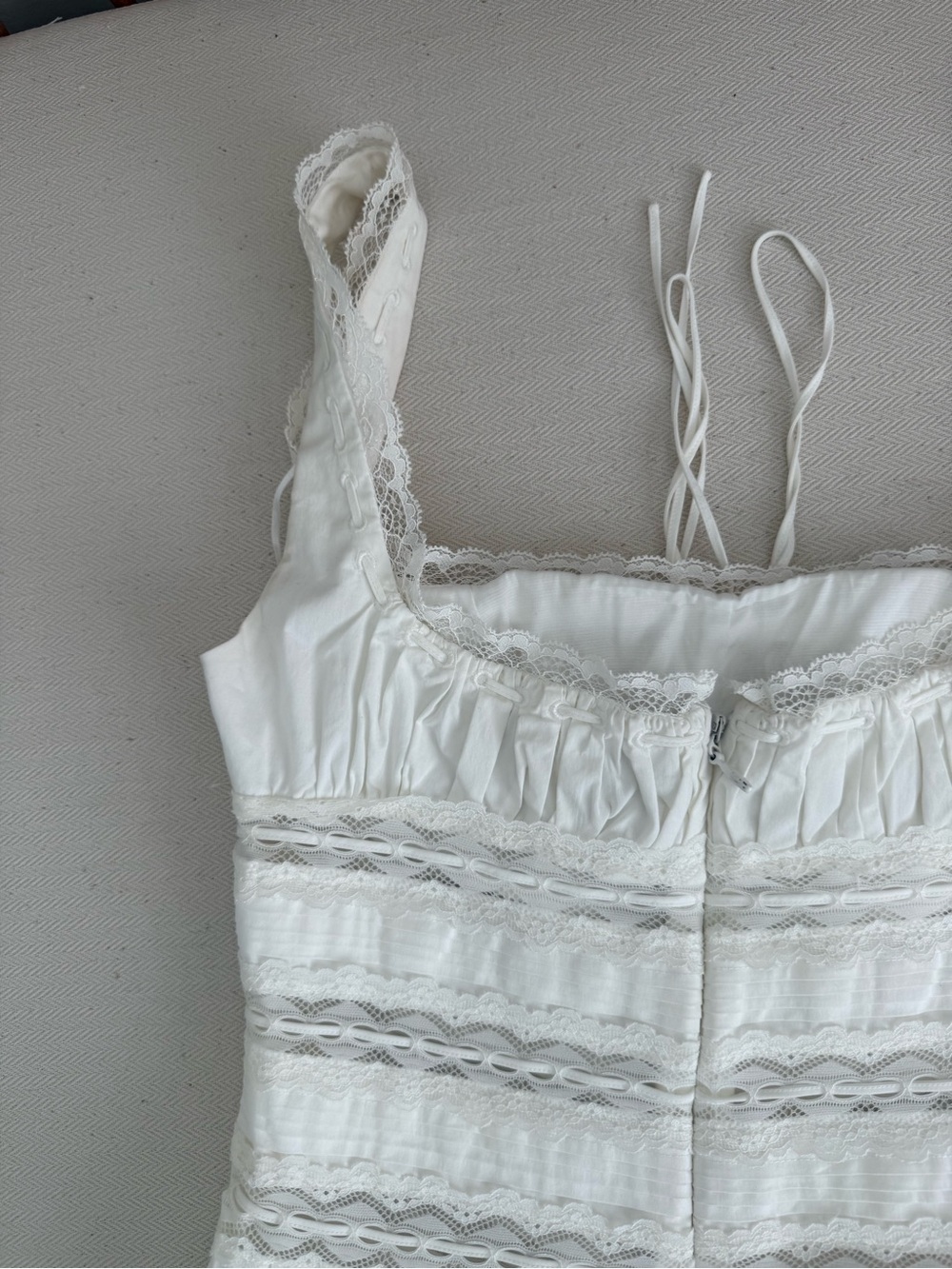 House of CB White Lace-Trim Sleeveless Dress - Picture 12 of 14